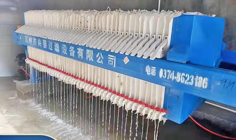 生活污水處理流程中將壓濾機放在什么位置？